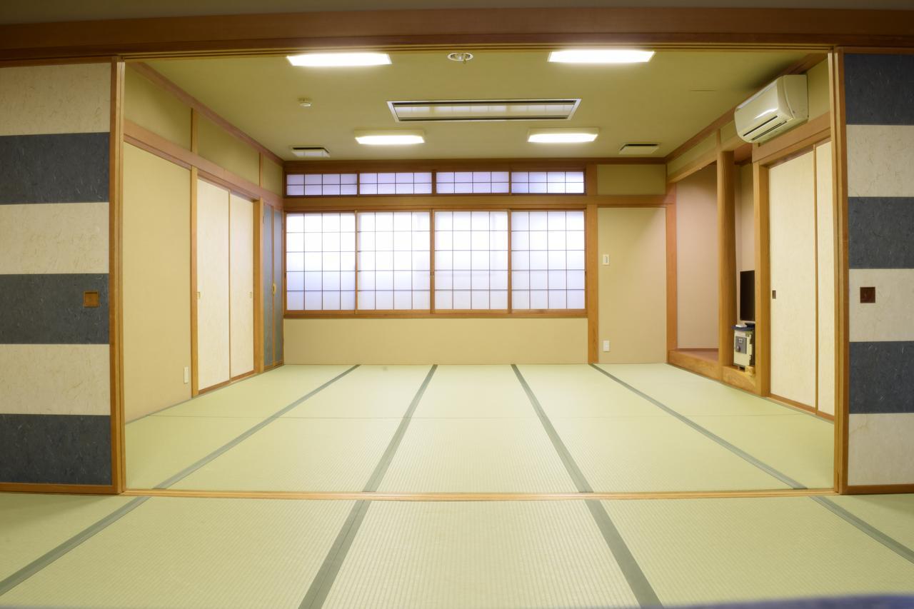 מלון Takasaki Kannonyama Onsen Kinzanso מראה חיצוני תמונה